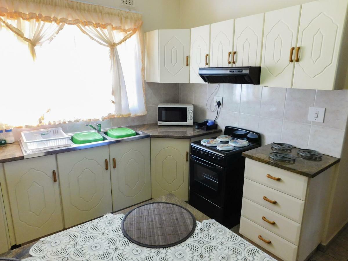 Mama Mia Cottages Oslo Beach Port Shepstone Zewnętrze zdjęcie
