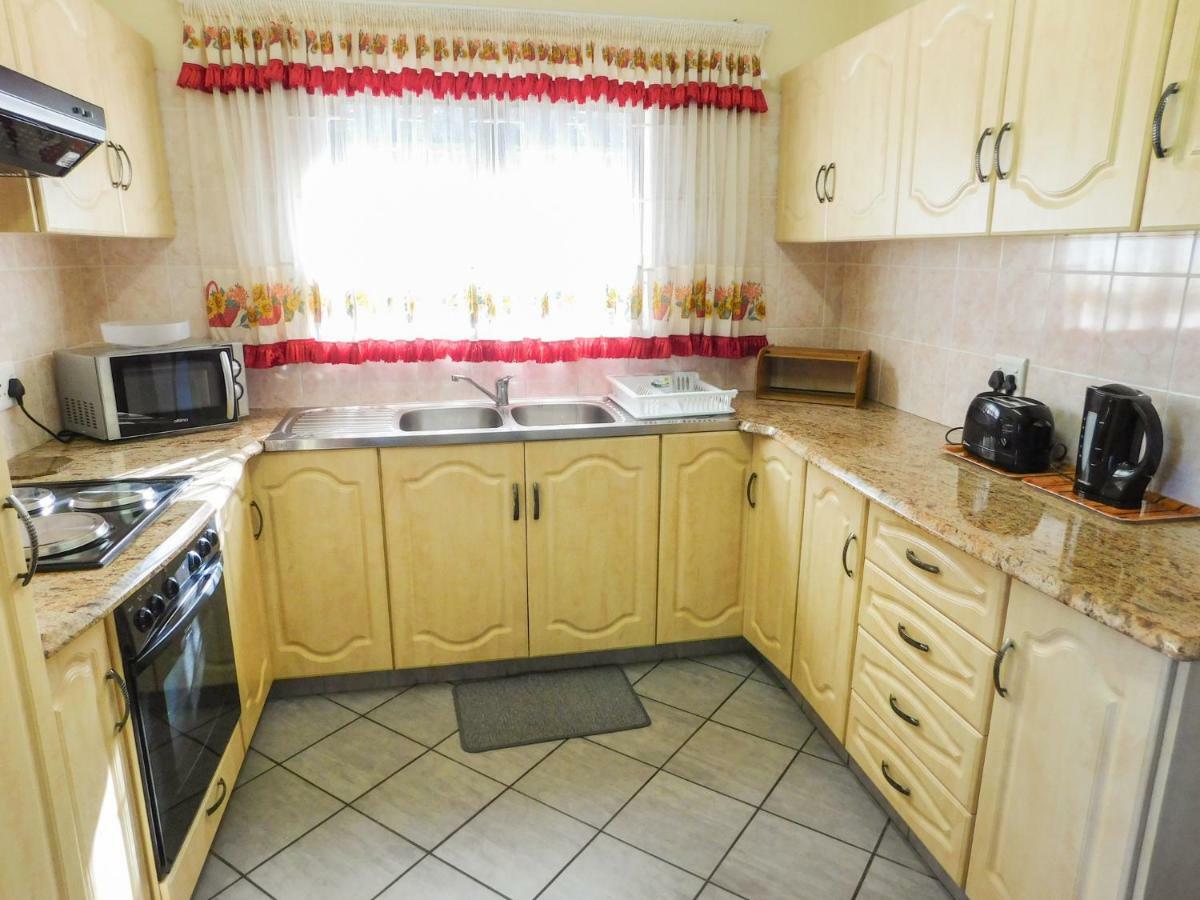 Mama Mia Cottages Oslo Beach Port Shepstone Zewnętrze zdjęcie