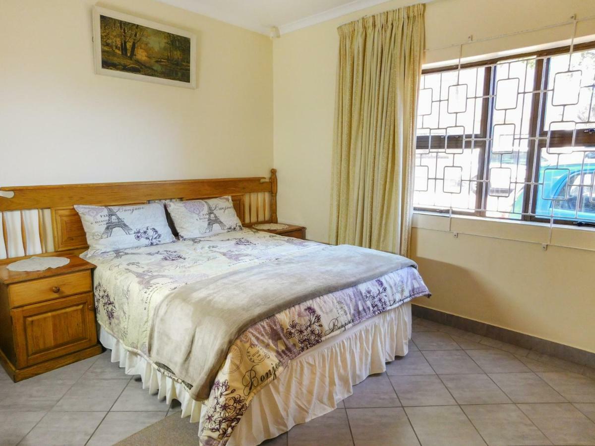 Mama Mia Cottages Oslo Beach Port Shepstone Zewnętrze zdjęcie