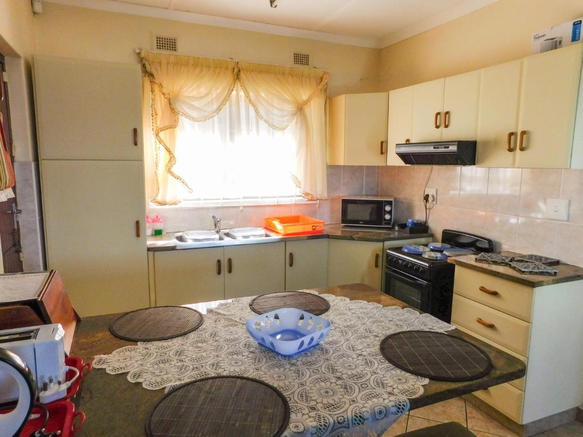 Mama Mia Cottages Oslo Beach Port Shepstone Zewnętrze zdjęcie