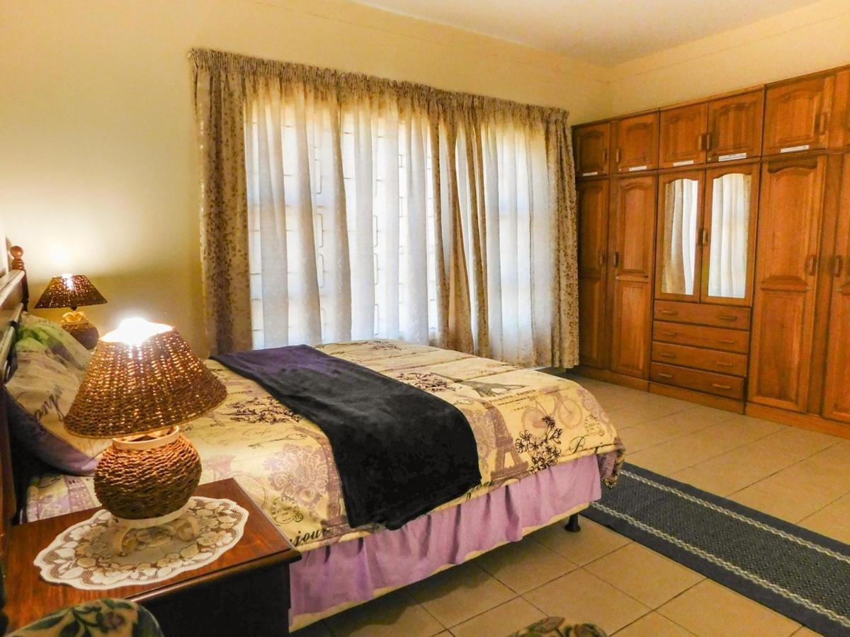 Mama Mia Cottages Oslo Beach Port Shepstone Zewnętrze zdjęcie