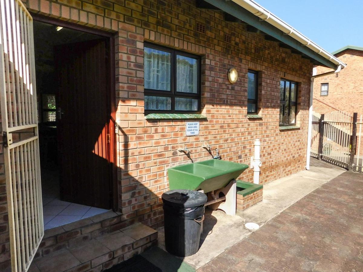 Mama Mia Cottages Oslo Beach Port Shepstone Zewnętrze zdjęcie